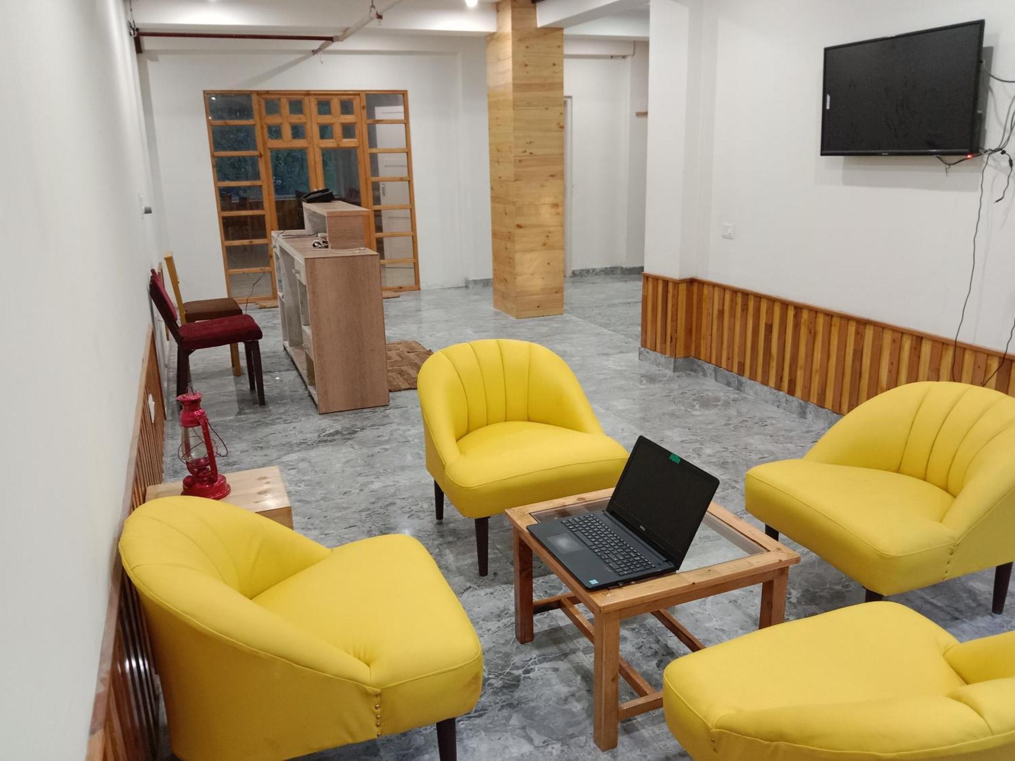 Hotel Apple Flower 마날리 외부 사진